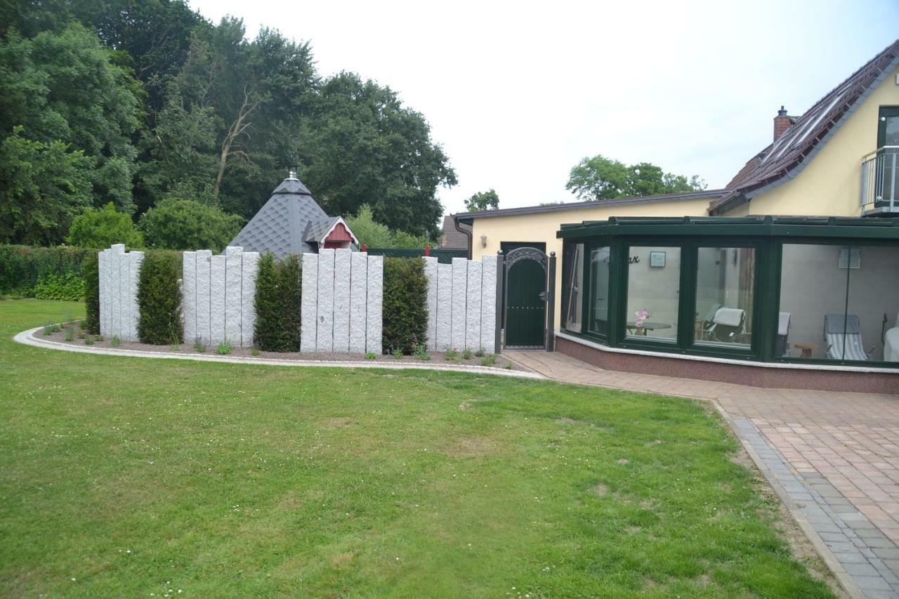 Radlerwohnung Bei Familie Saupe Schaprode Esterno foto